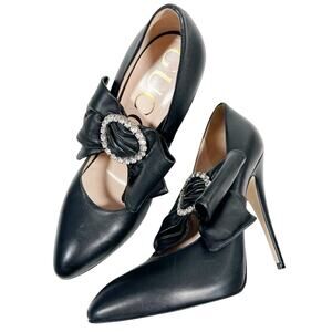 GUCCI Elaisa Crystal Bow Nappa Leather Pumps